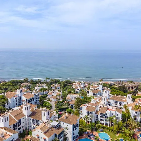 Beachfront Complex Jardines De Las Golondrinas Elviria Marbella Exterior photo
