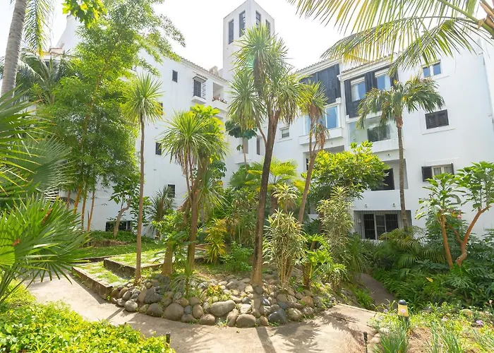 Beachfront Complex Jardines De Las Golondrinas Elviria